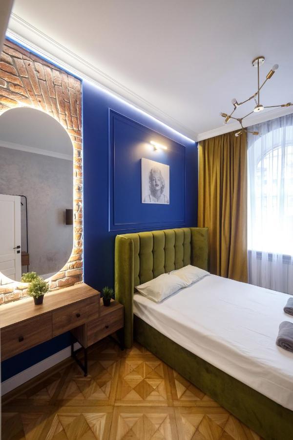 Two separate bedrooms Lychakivska 5 street old town Lviv Buitenkant foto
