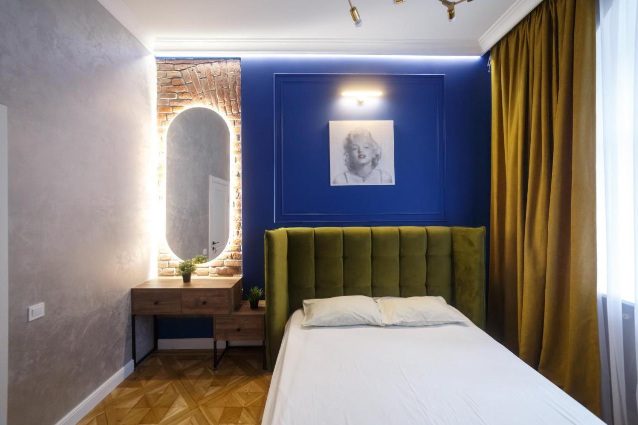 Two separate bedrooms Lychakivska 5 street old town Lviv Buitenkant foto